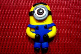Broche Minion